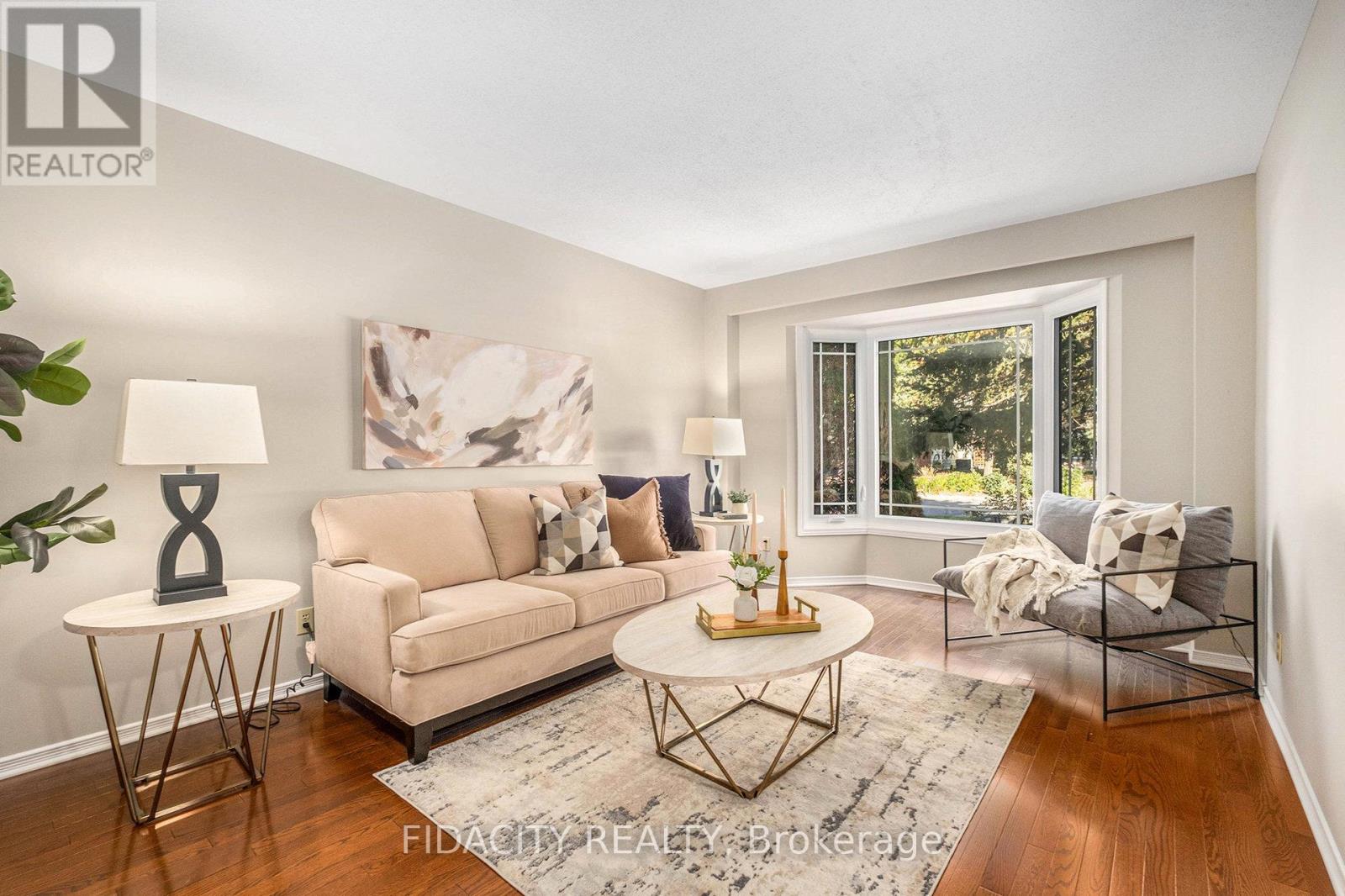 914 Long Meadow Way, Ottawa, Ontario  K2S 0R9 - Photo 6 - X12442401