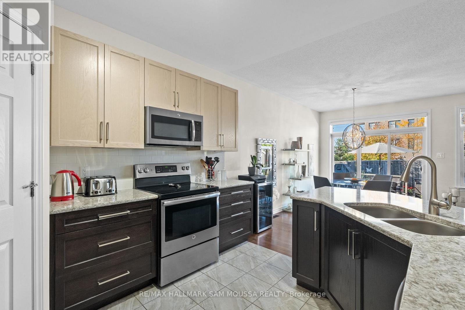 259 Shinny Avenue, Ottawa, Ontario  K2V 0B9 - Photo 9 - X12442412