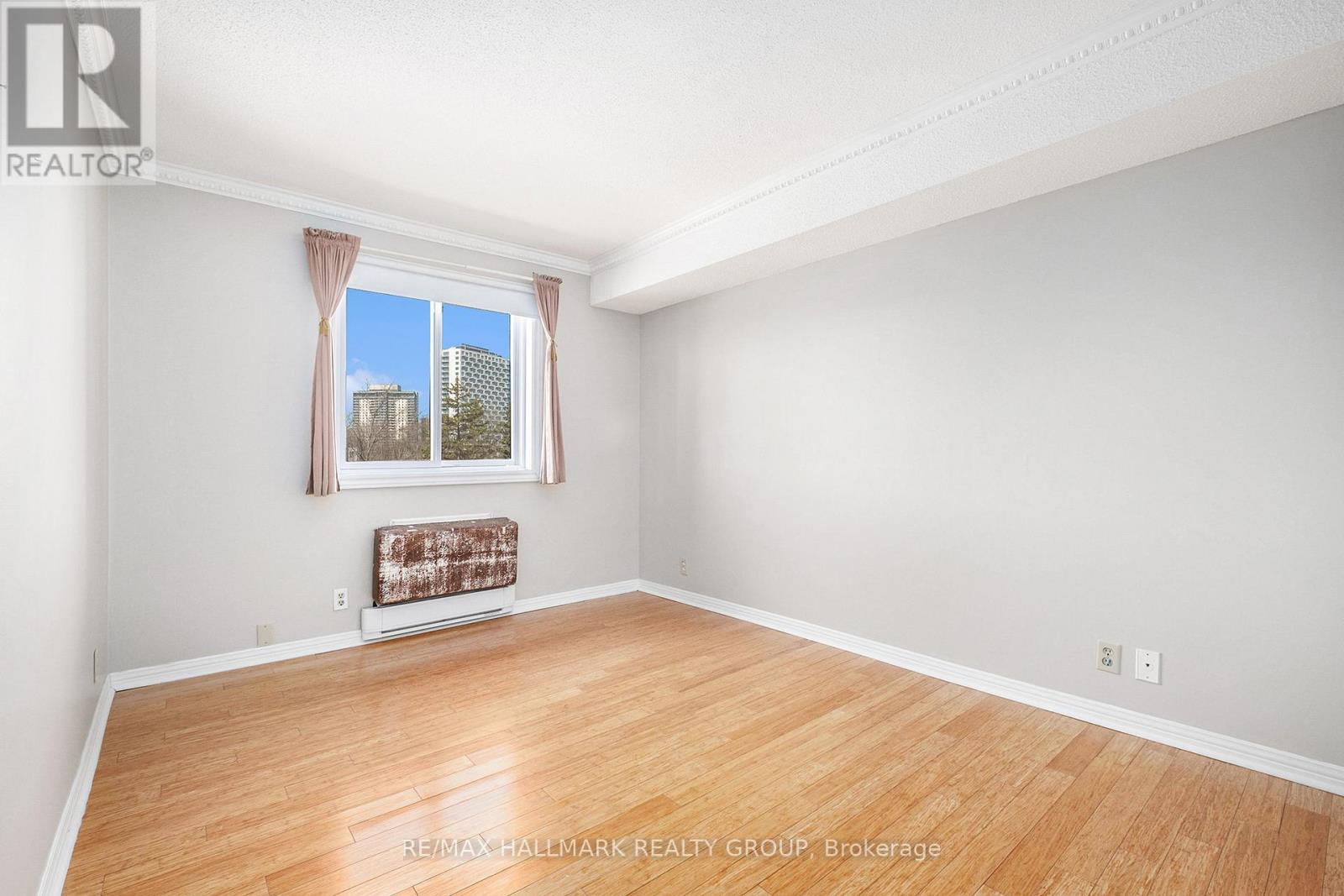 306 - 316 Savard Avenue, Ottawa, Ontario  K1L 7S2 - Photo 10 - X12442478