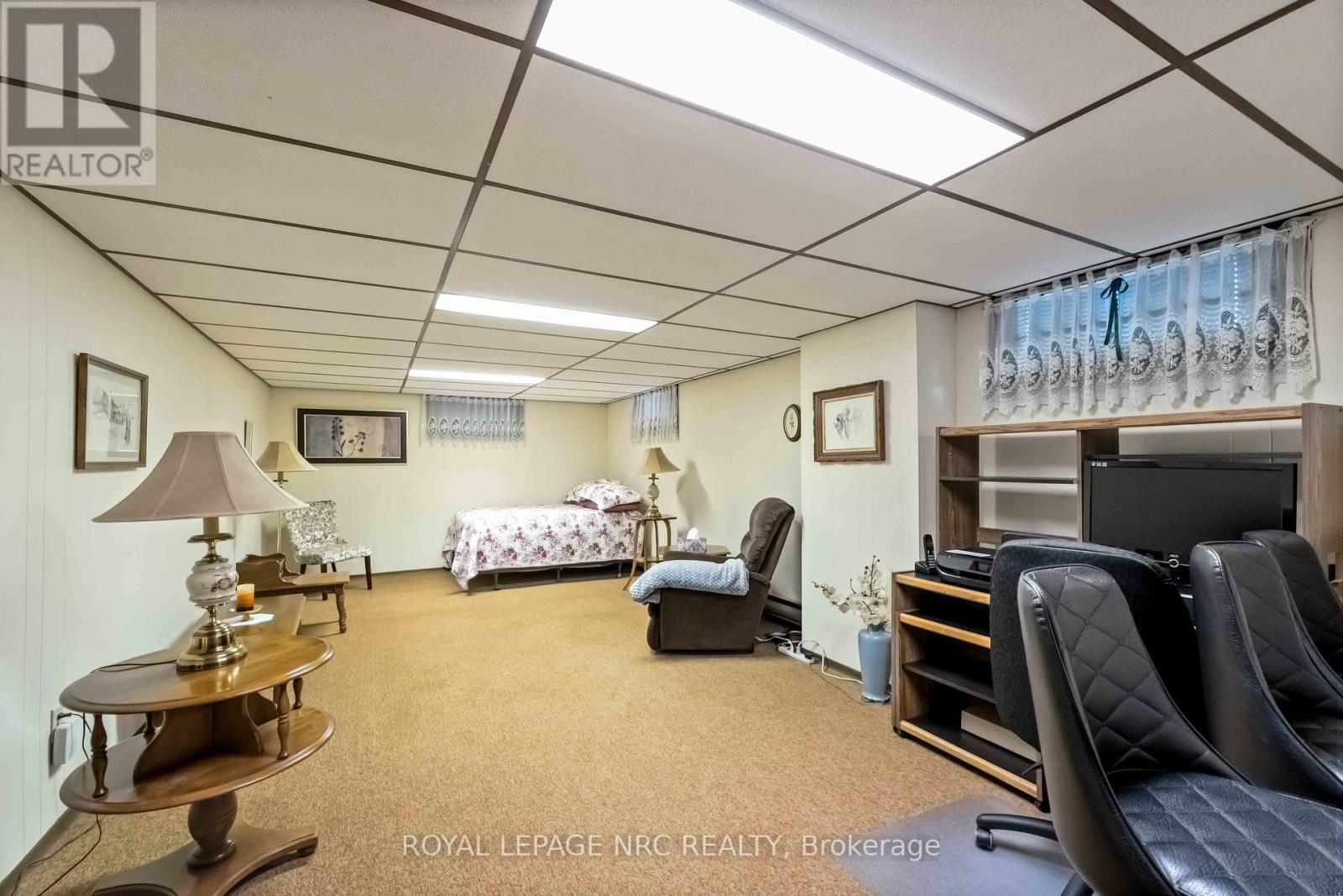 6256 Pitton Road, Niagara Falls (West Wood), Ontario  L2H 1S3 - Photo 18 - X12442421