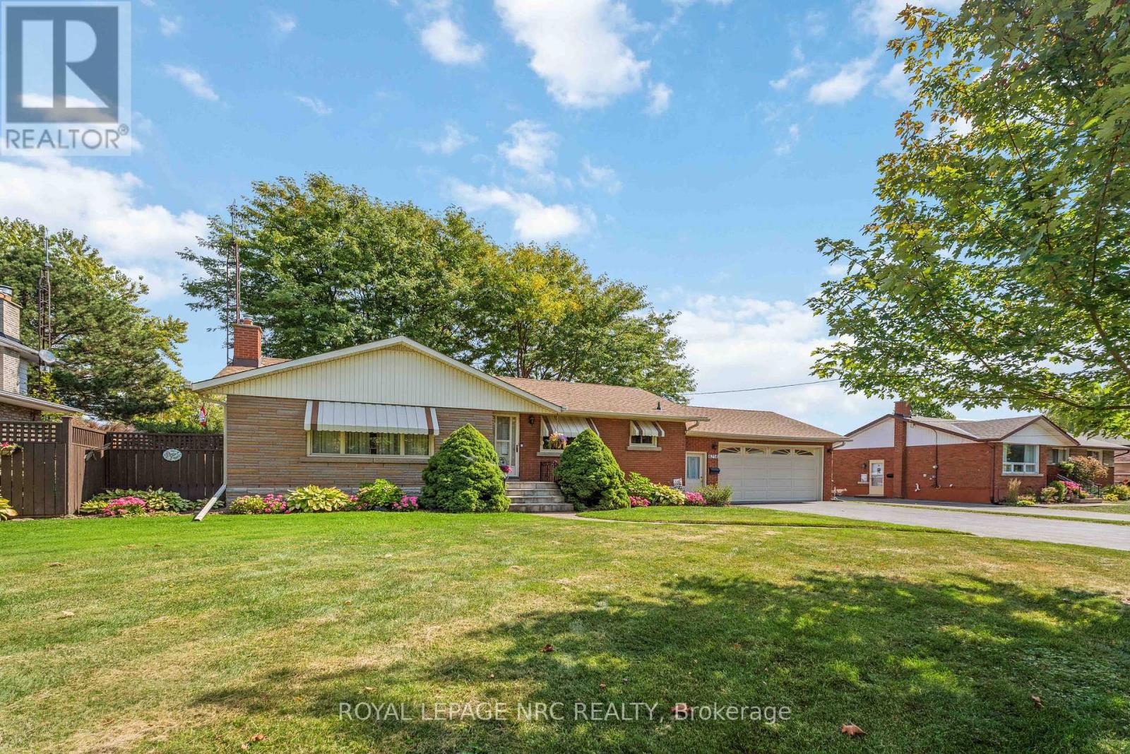 6256 Pitton Road, Niagara Falls (West Wood), Ontario  L2H 1S3 - Photo 2 - X12442421