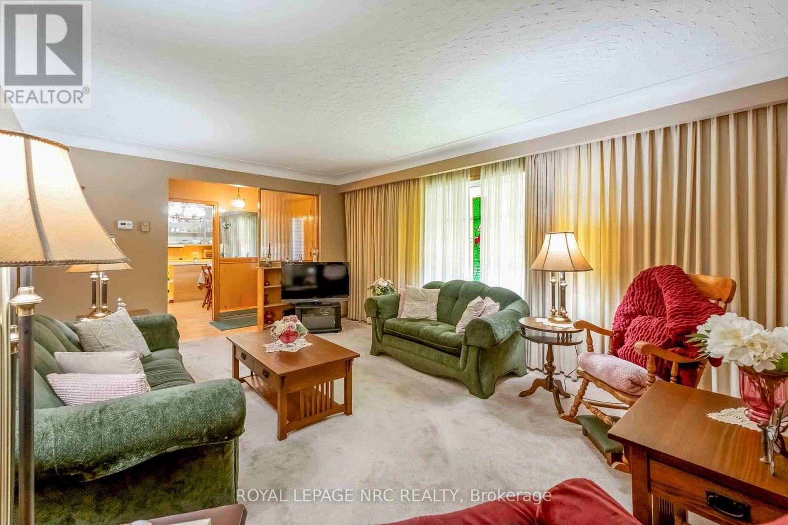 6256 Pitton Road, Niagara Falls (West Wood), Ontario  L2H 1S3 - Photo 8 - X12442421