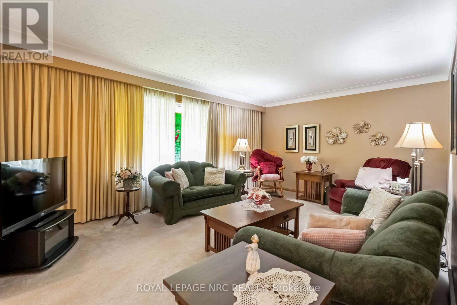 6256 Pitton Road, Niagara Falls (West Wood), Ontario  L2H 1S3 - Photo 9 - X12442421
