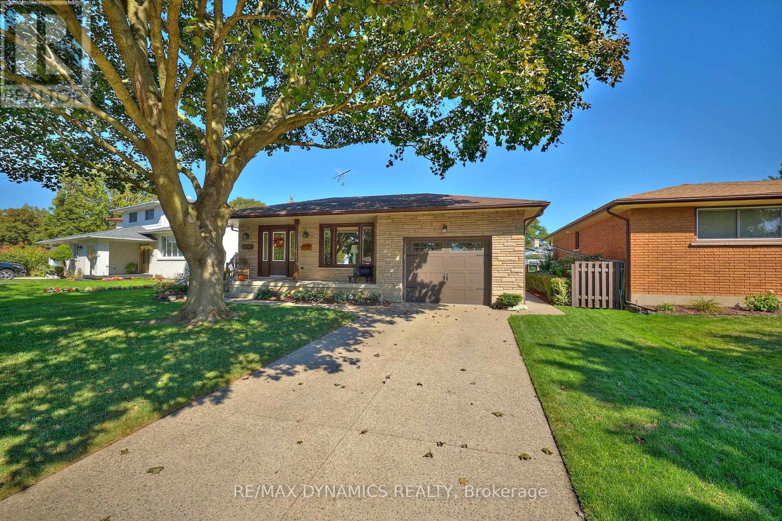 6787 Corwin Crescent, Niagara Falls (Dorchester), Ontario  L2G 2M8 - Photo 43 - X12442479