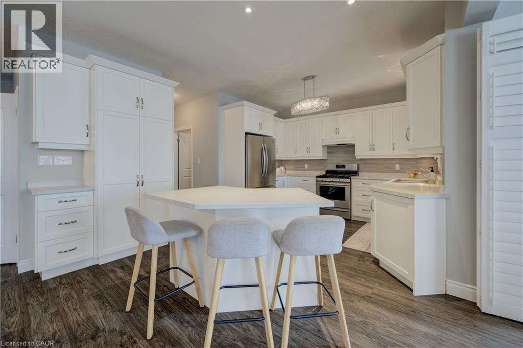 305 Thornhill Place, Waterloo, Ontario  N2T 0A9 - Photo 10 - 40774704