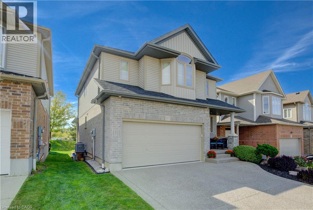 305 Thornhill Place, Waterloo, Ontario  N2T 0A9 - Photo 4 - 40774704