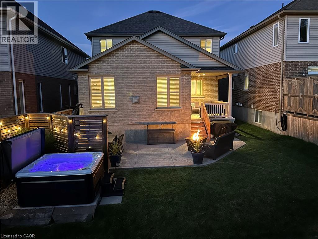 305 Thornhill Place, Waterloo, Ontario  N2T 0A9 - Photo 46 - 40774704