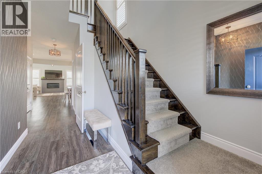 305 Thornhill Place, Waterloo, Ontario  N2T 0A9 - Photo 6 - 40774704