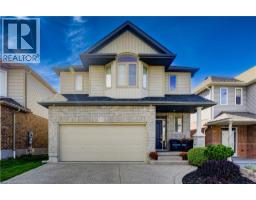 305 THORNHILL Place, Waterloo, Ontario