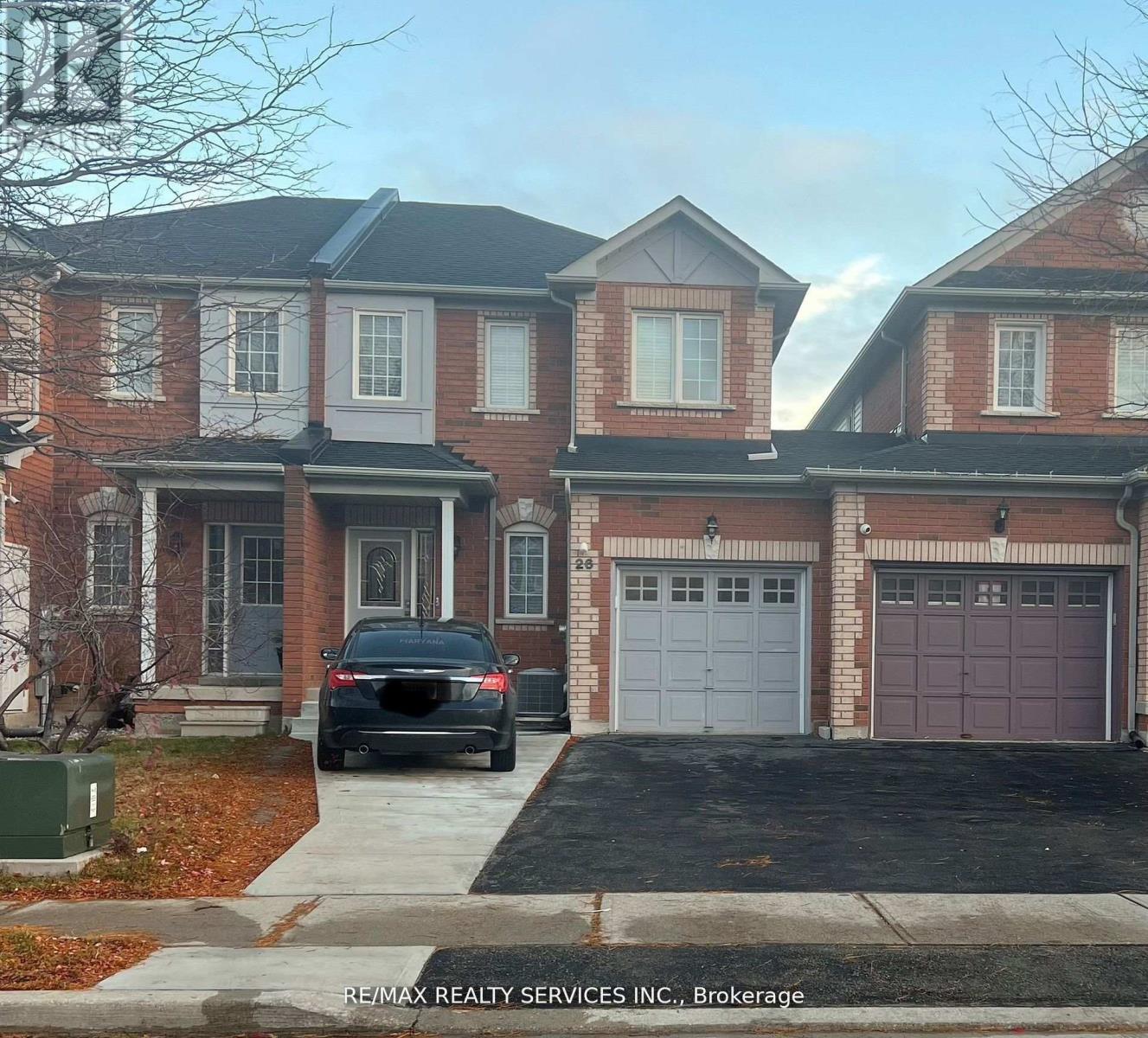 26 MOSSGROVE CRESCENT, Brampton, Ontario
