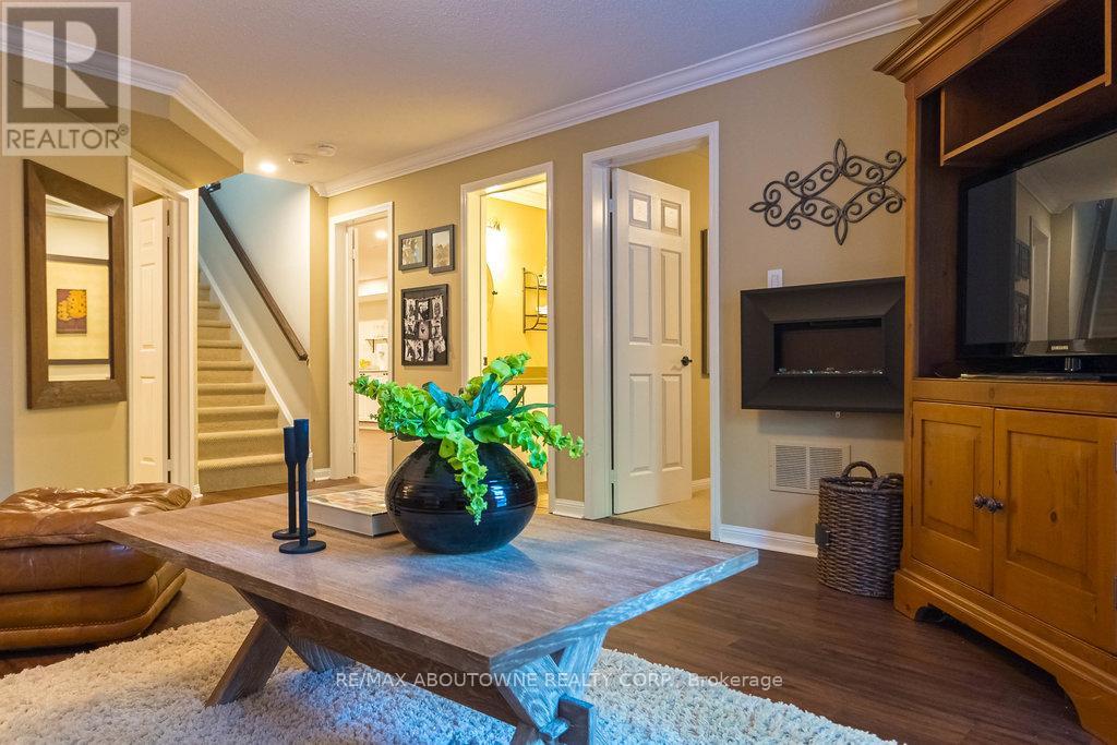 2 - 2590 Carberry Way, Oakville (Wm Westmount), Ontario  L6M 5G2 - Photo 30 - W12442290
