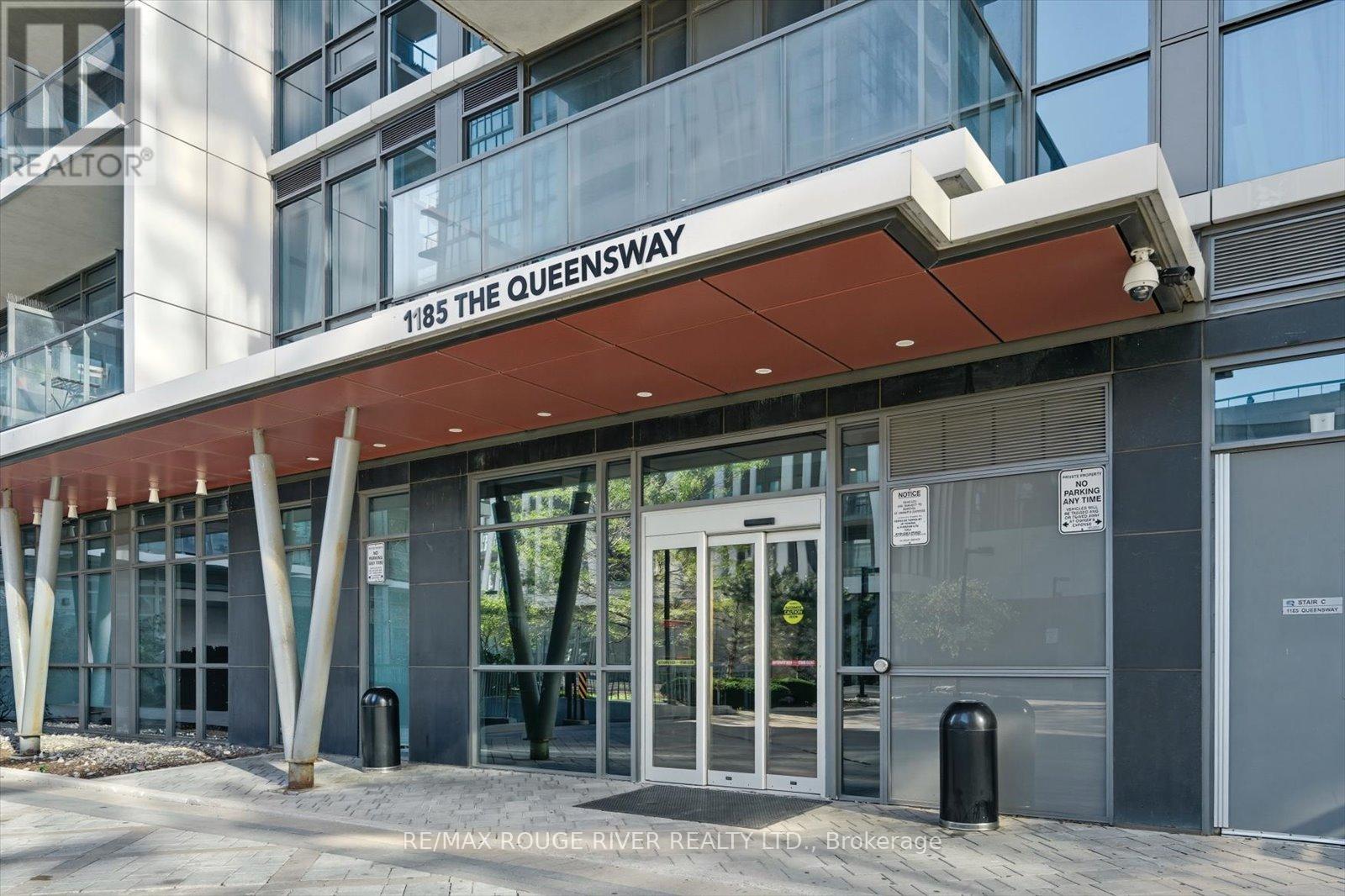 213 - 1185 The Queensway Avenue, Toronto (Islington-City Centre West), Ontario  M8Z 0C6 - Photo 2 - W12442303