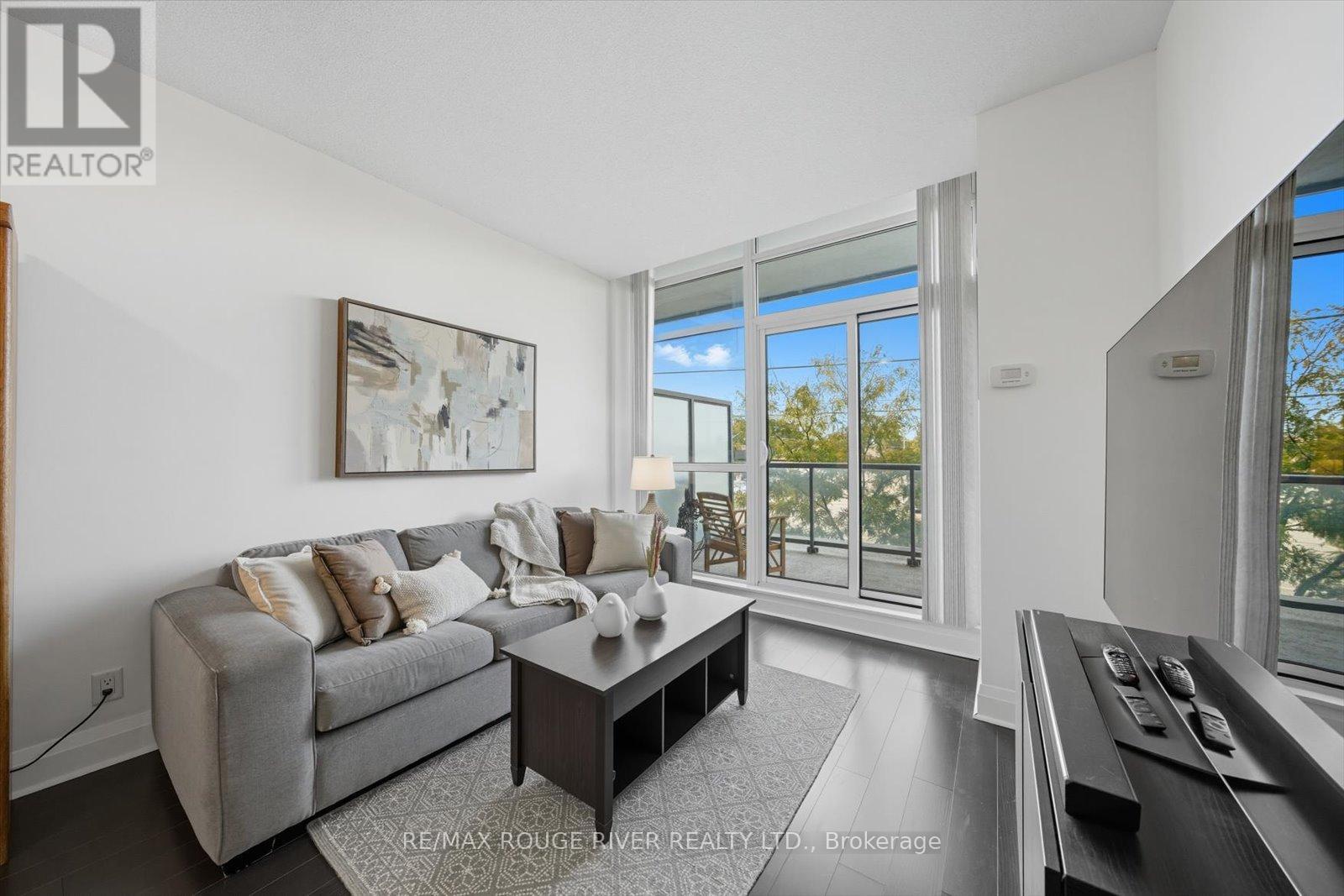 213 - 1185 The Queensway Avenue, Toronto (Islington-City Centre West), Ontario  M8Z 0C6 - Photo 6 - W12442303
