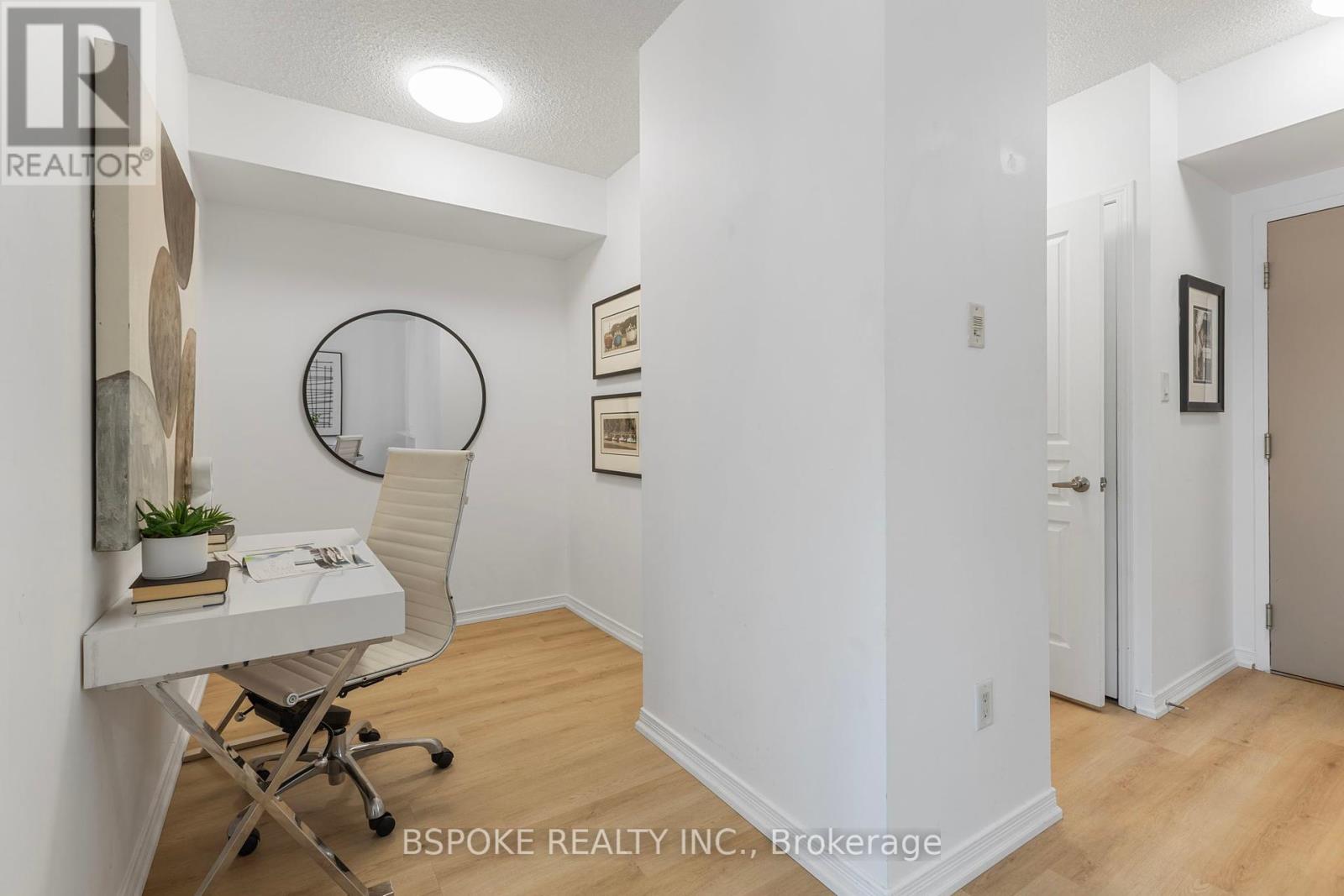 320 - 2495 Dundas Street W, Toronto (High Park North), Ontario  M6P 1X4 - Photo 15 - W12442316