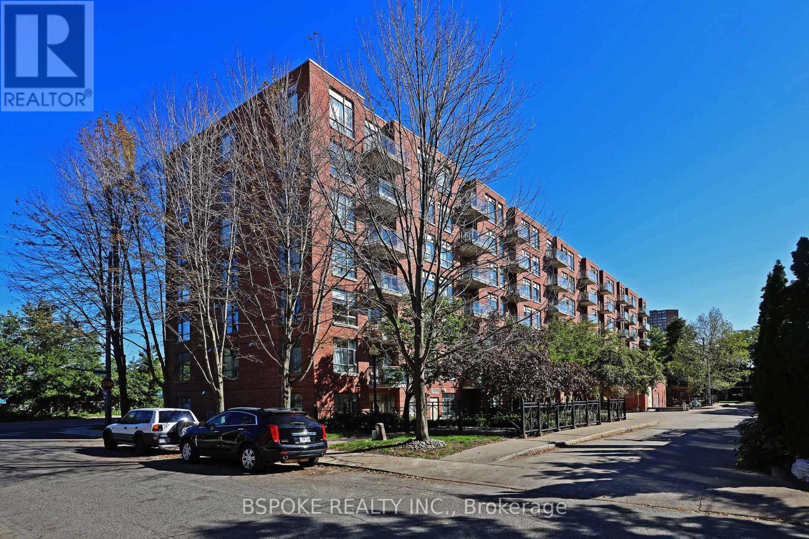 320 - 2495 Dundas Street W, Toronto (High Park North), Ontario  M6P 1X4 - Photo 26 - W12442316