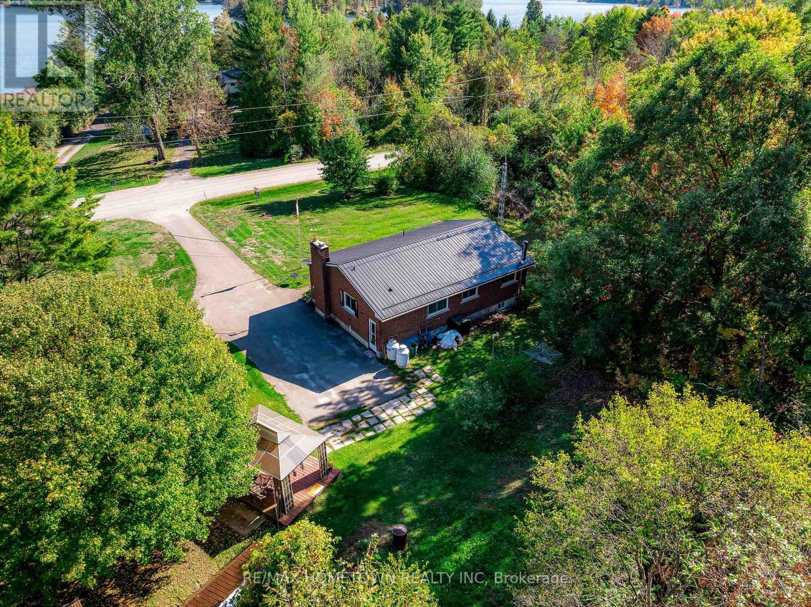 114 Temperance Lake Road, Athens, Ontario  K0E 1B0 - Photo 24 - X12439424