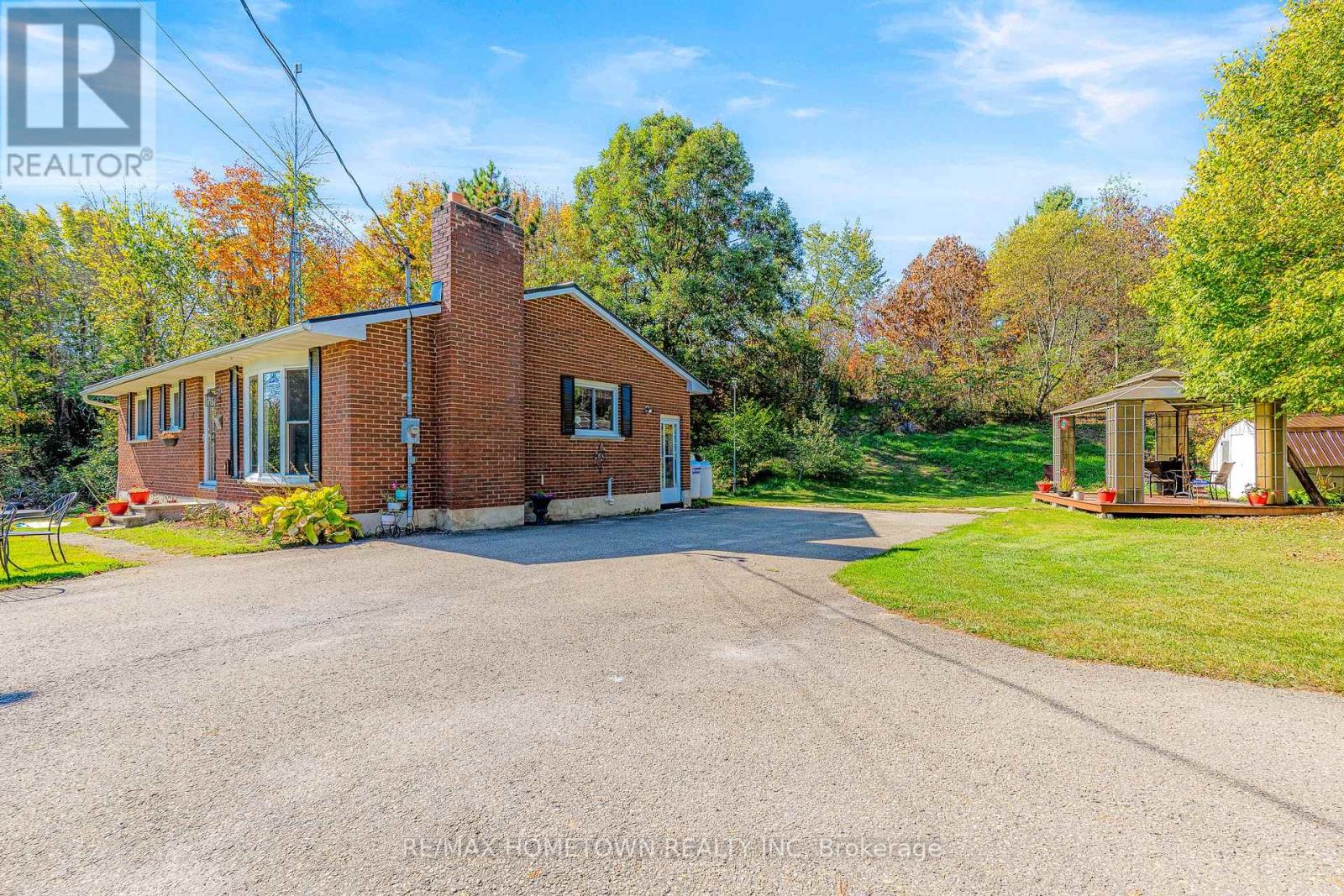 114 Temperance Lake Road, Athens, Ontario  K0E 1B0 - Photo 29 - X12439424