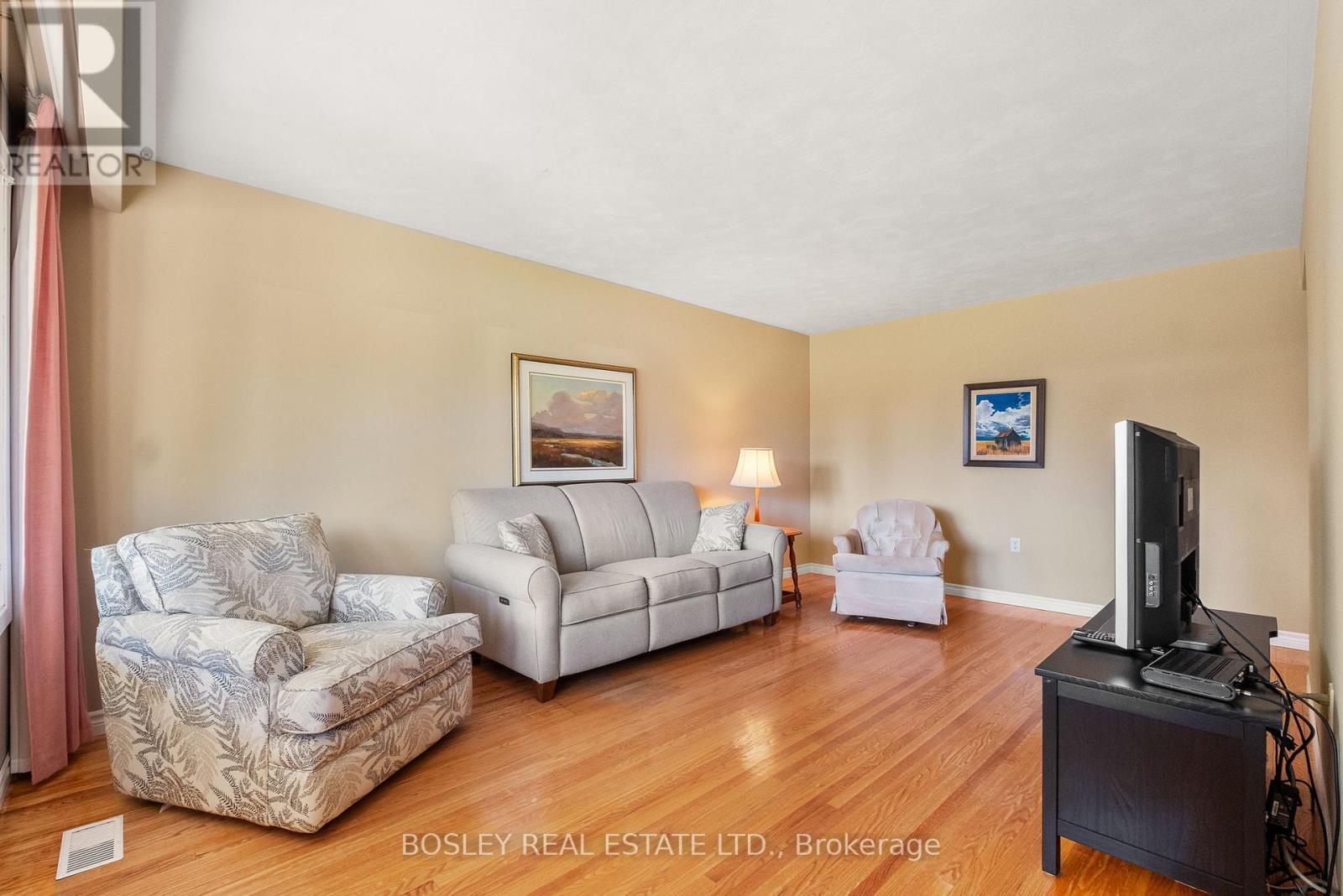 2 Helm Street, Port Hope, Ontario  L1A 2G7 - Photo 13 - X12442352