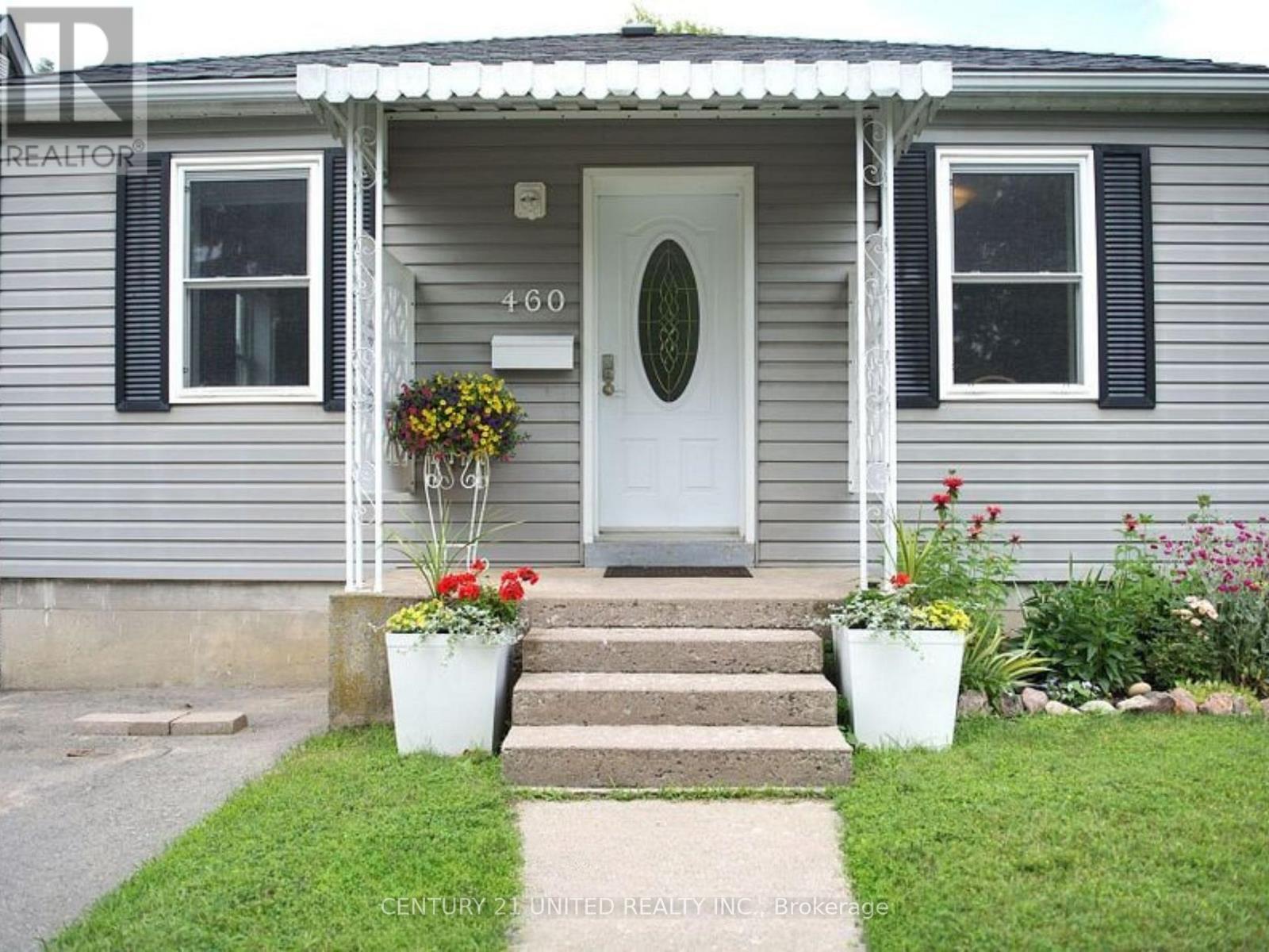 460 Hamilton Street, Peterborough, Ontario  K9J 4B9 - Photo 2 - X12442385