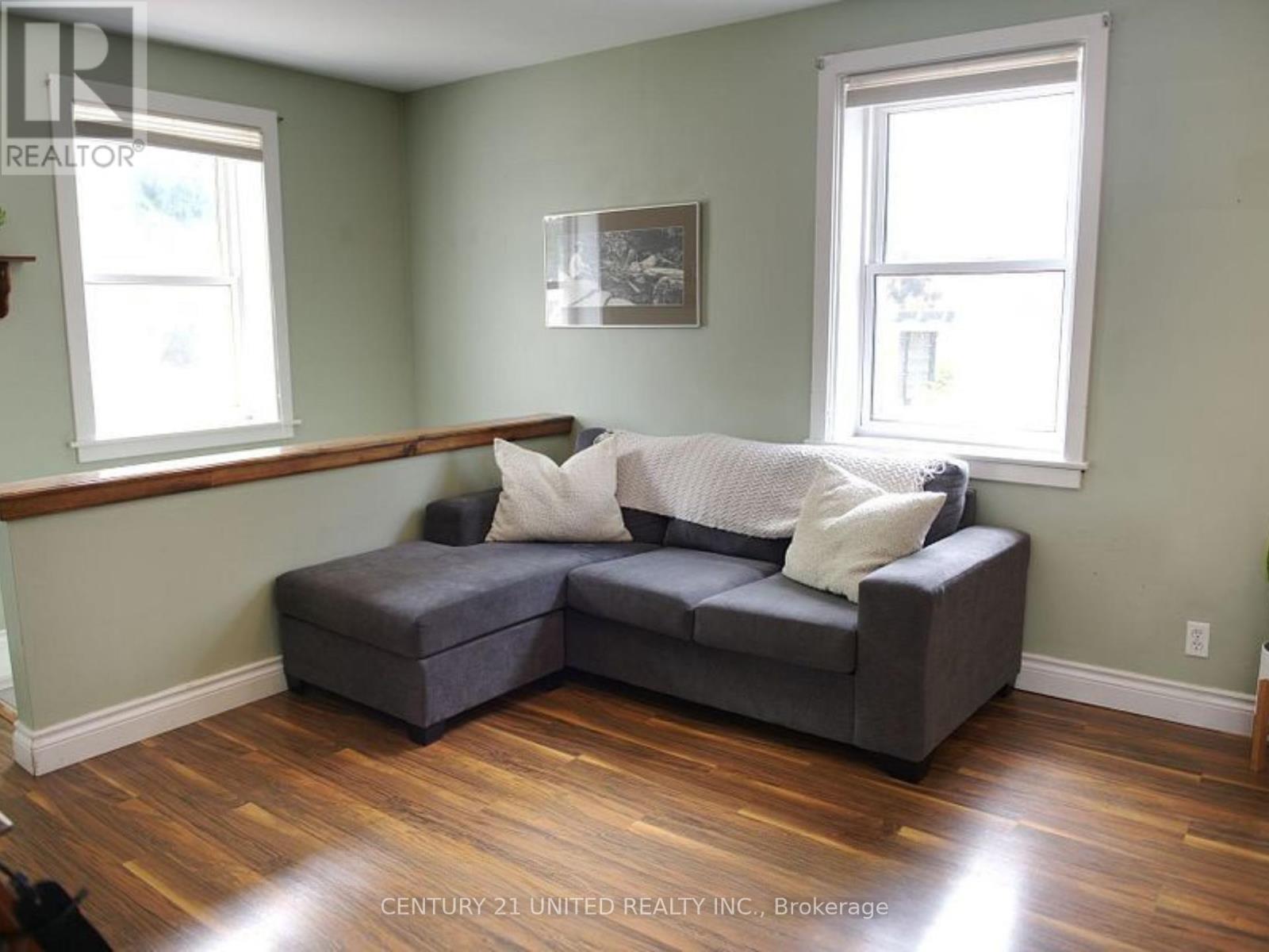 460 Hamilton Street, Peterborough, Ontario  K9J 4B9 - Photo 5 - X12442385