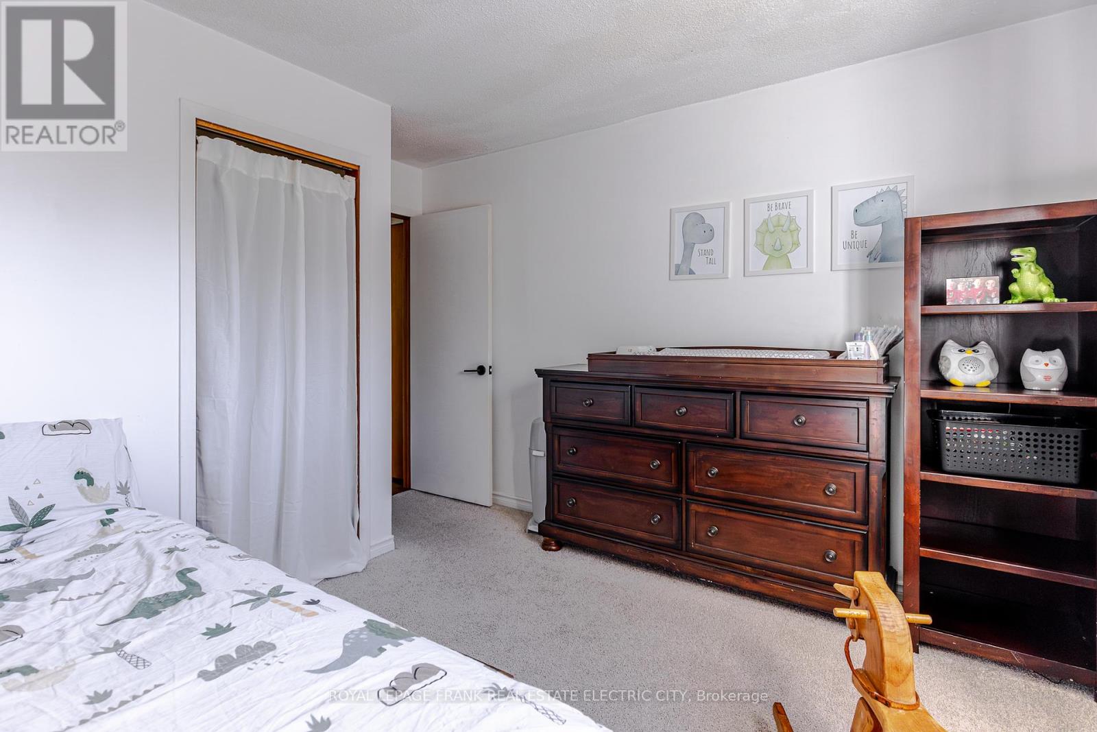 2032 Walker Avenue, Peterborough, Ontario  K9L 1S1 - Photo 30 - X12442433