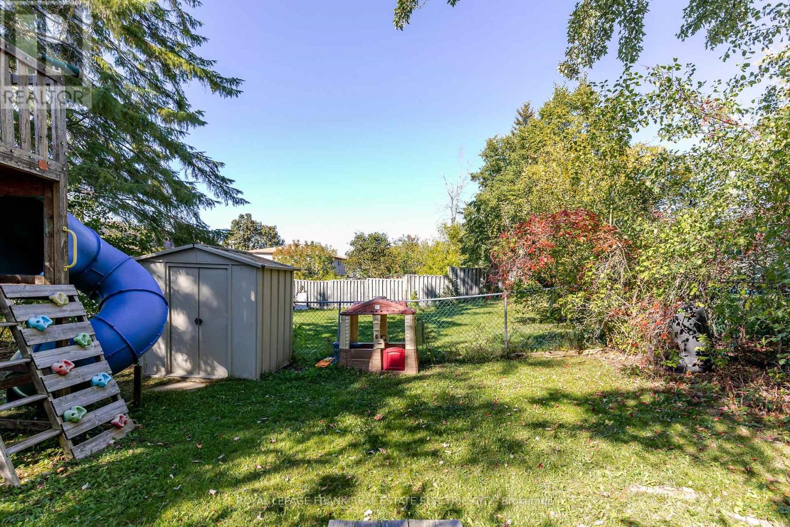 2032 Walker Avenue, Peterborough, Ontario  K9L 1S1 - Photo 48 - X12442433