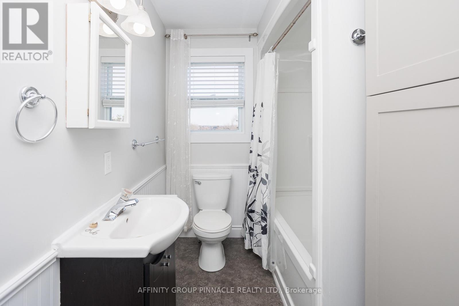 16 St David Street, Kawartha Lakes, Ontario  K9V 1N1 - Photo 16 - X12442495