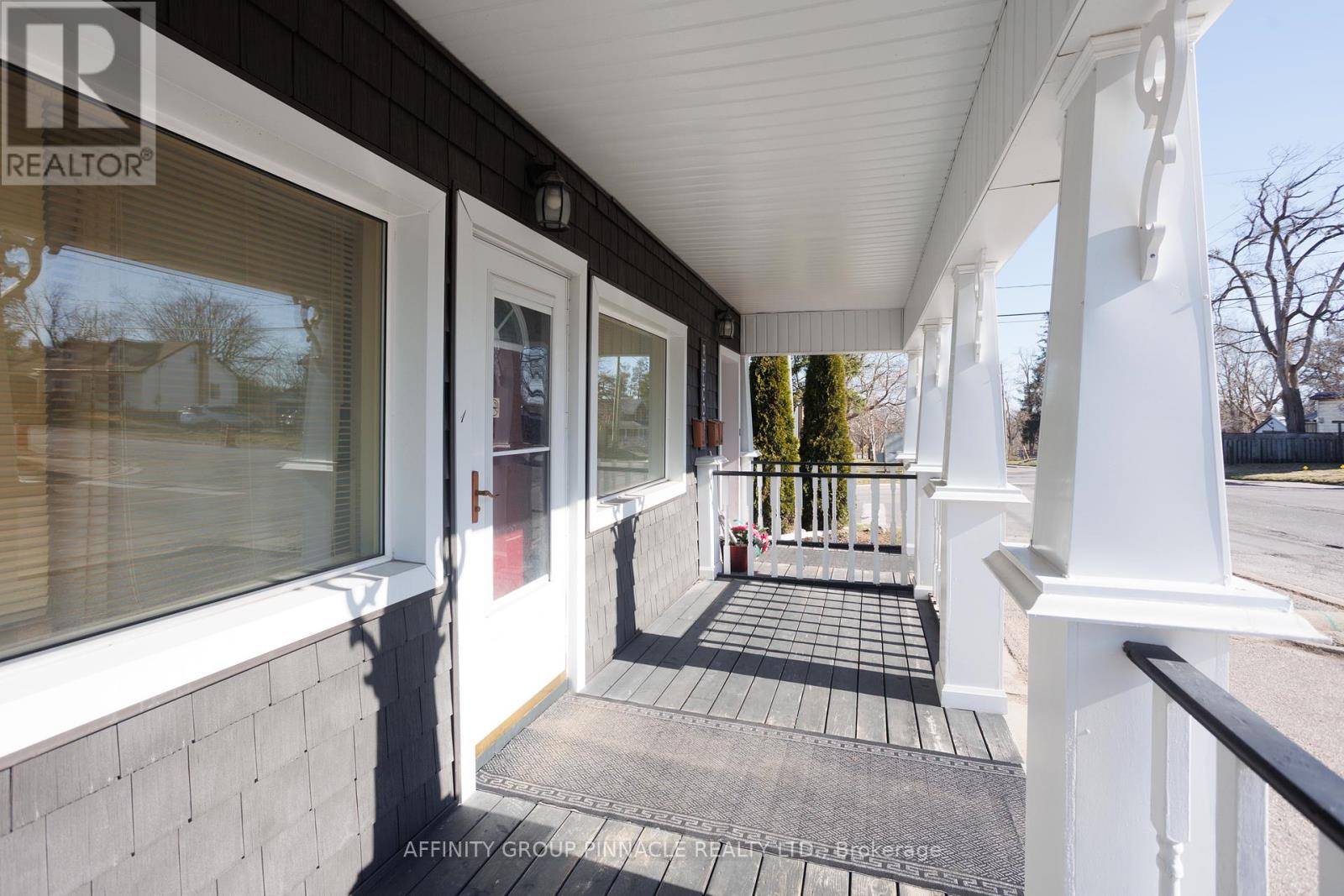 16 St David Street, Kawartha Lakes, Ontario  K9V 1N1 - Photo 8 - X12442495