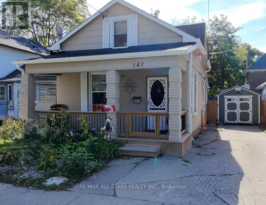 147 Lake Street, Peterborough, Ontario  K9J 2H2 - Photo 1 - X12442497