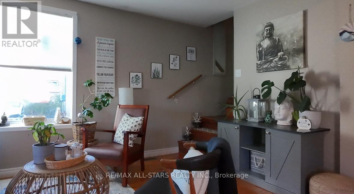 147 Lake Street, Peterborough, Ontario  K9J 2H2 - Photo 14 - X12442497