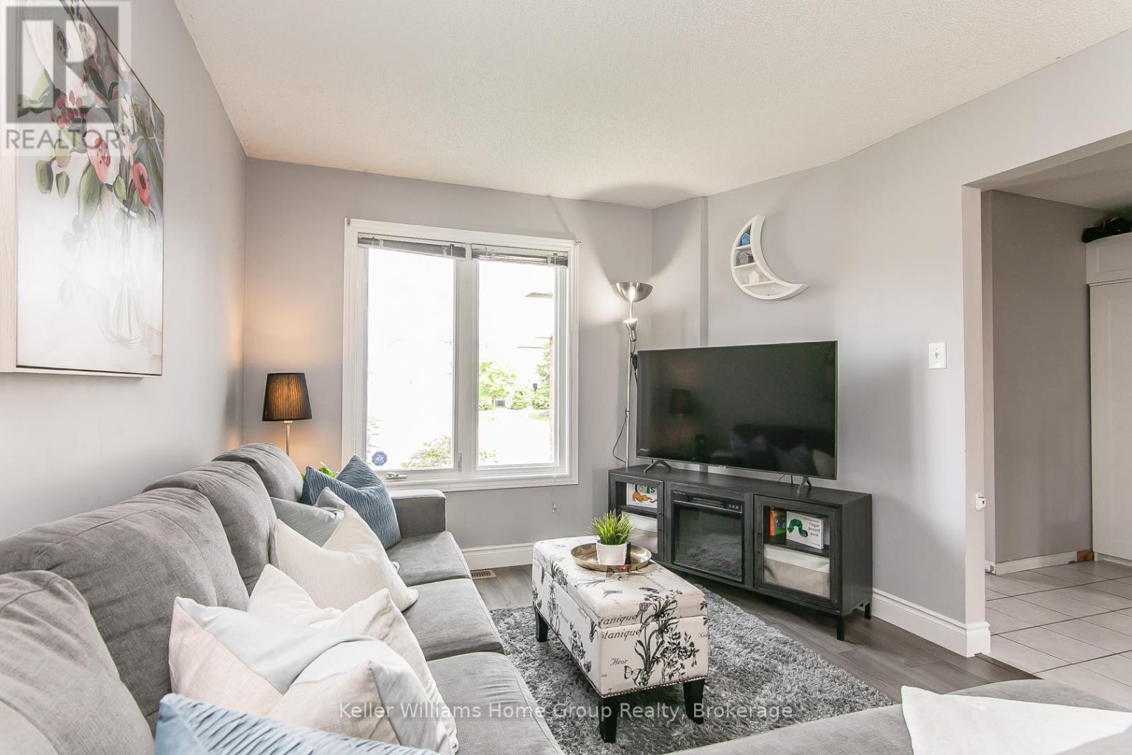 334 Christopher Drive, Cambridge, Ontario  N1P 1B9 - Photo 11 - X12442454