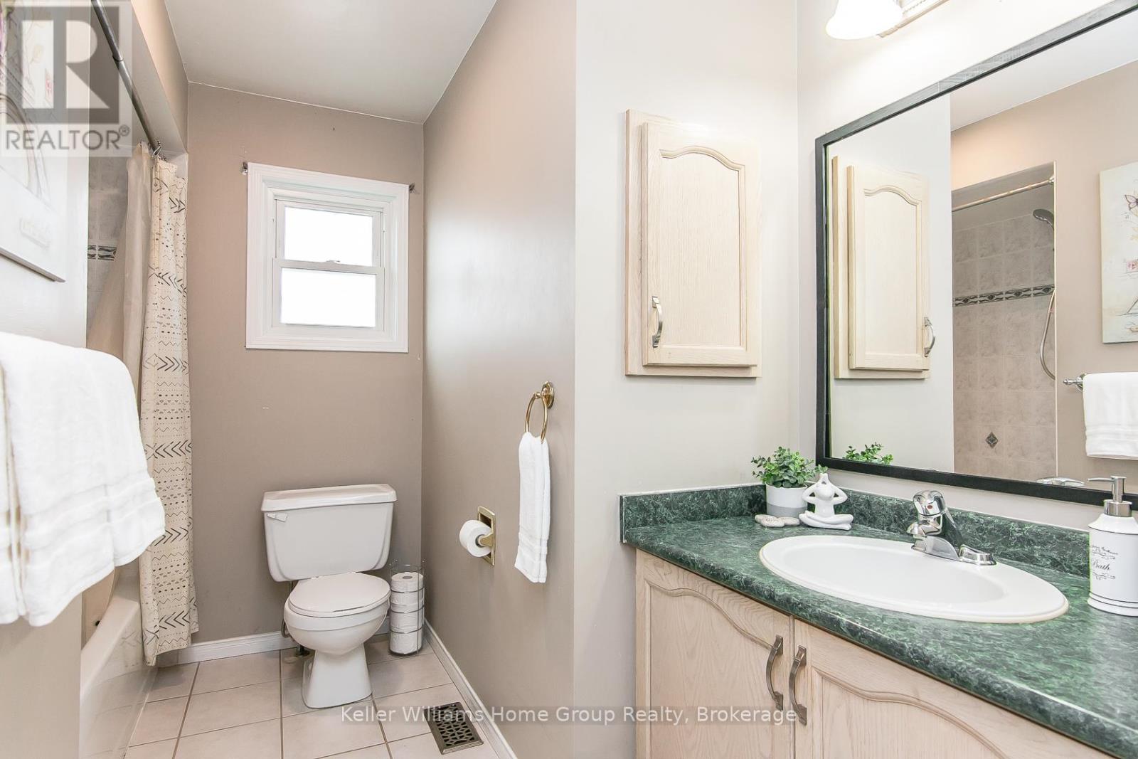 334 Christopher Drive, Cambridge, Ontario  N1P 1B9 - Photo 22 - X12442454