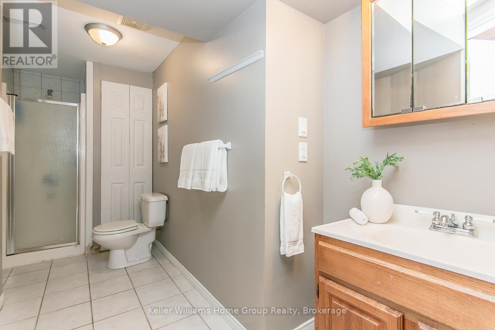 334 Christopher Drive, Cambridge, Ontario  N1P 1B9 - Photo 34 - X12442454