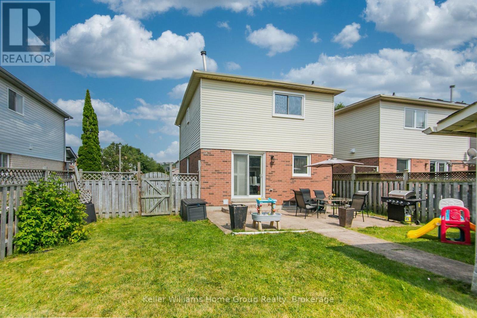 334 Christopher Drive, Cambridge, Ontario  N1P 1B9 - Photo 39 - X12442454