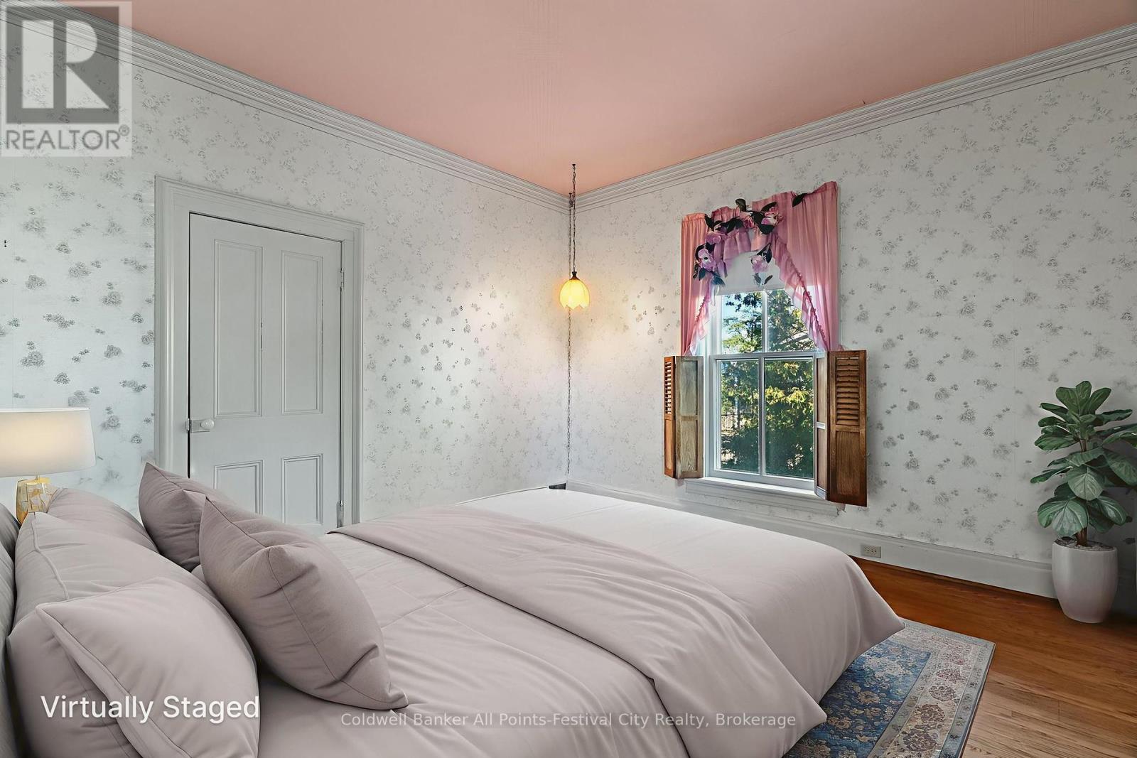 55 Nelson Street E, Goderich, Ontario  N7A 1R7 - Photo 35 - X12442461