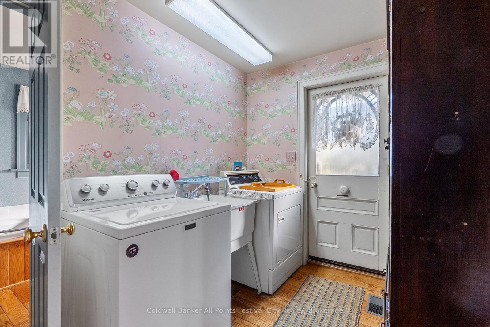 55 Nelson Street E, Goderich, Ontario  N7A 1R7 - Photo 24 - X12442461