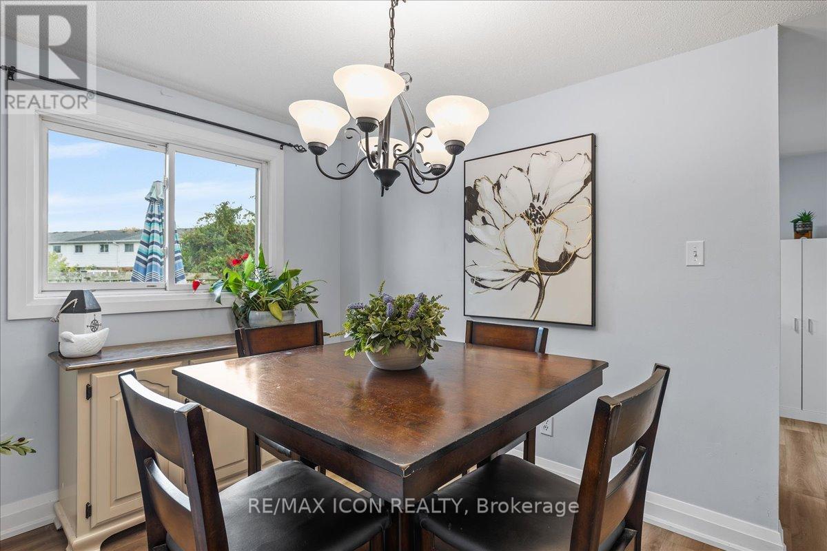 331 Preston Parkway, Cambridge, Ontario  N3H 4Z4 - Photo 11 - X12442286