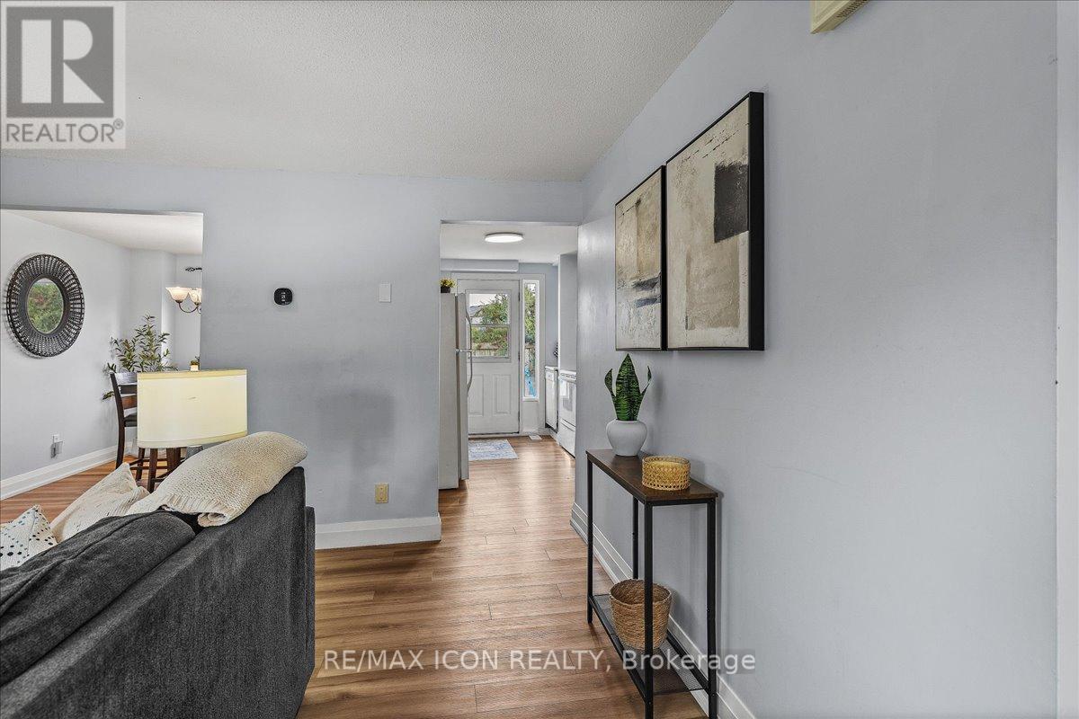 331 Preston Parkway, Cambridge, Ontario  N3H 4Z4 - Photo 7 - X12442286