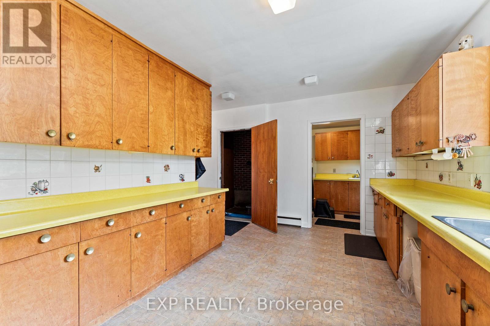 395 Brown Street, Gravenhurst (Muskoka (S)), Ontario  P1P 1G6 - Photo 13 - X12442289