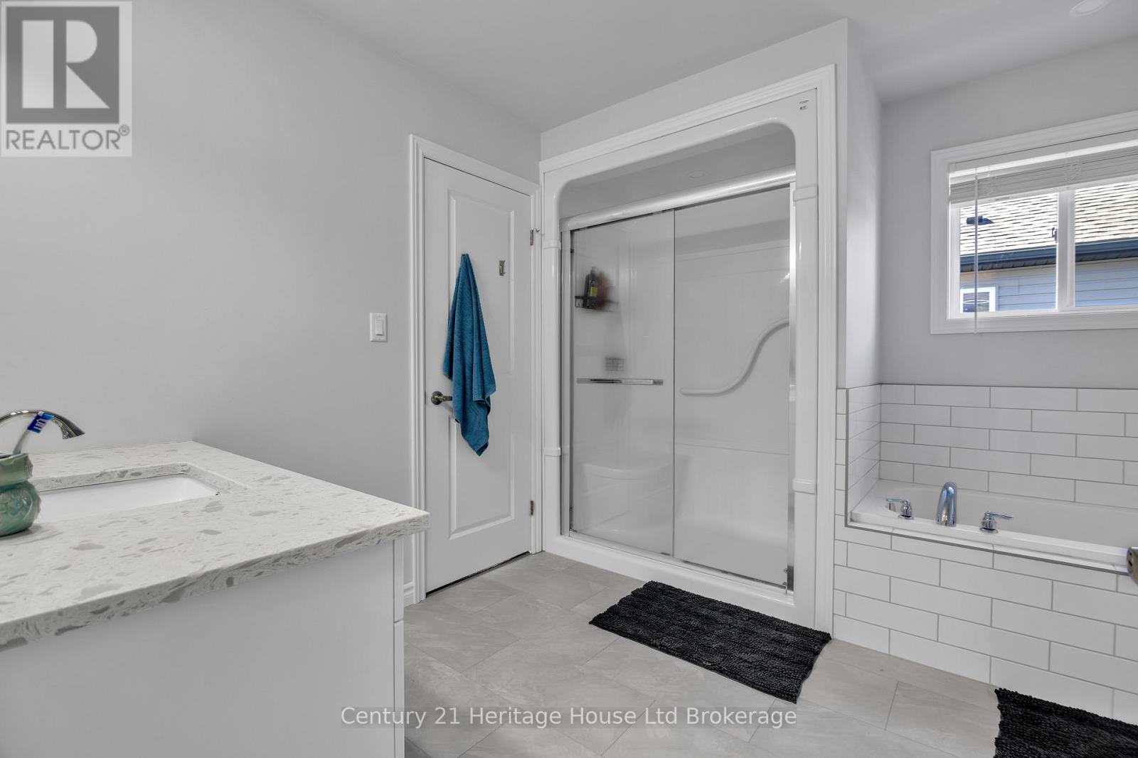 6 Sandy Court, Tillsonburg, Ontario  N4G 0H6 - Photo 17 - X12442453