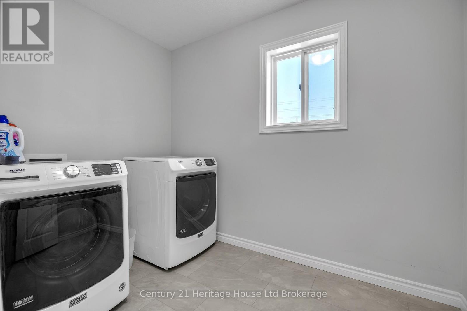 6 Sandy Court, Tillsonburg, Ontario  N4G 0H6 - Photo 20 - X12442453