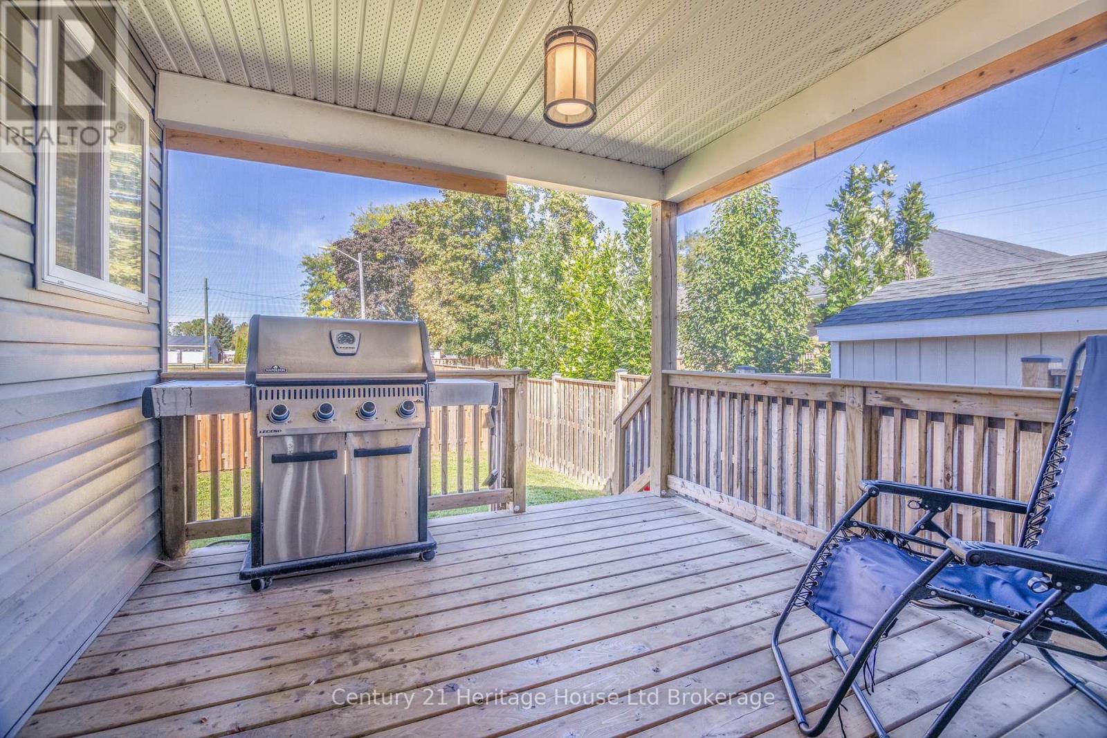 6 Sandy Court, Tillsonburg, Ontario  N4G 0H6 - Photo 27 - X12442453