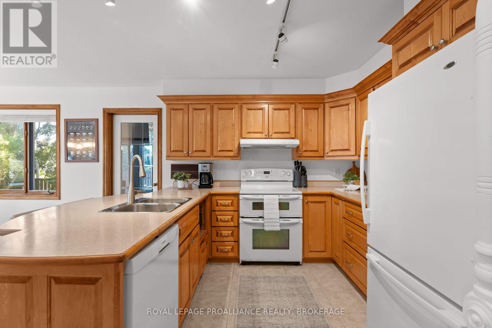 995 Auden Park Drive, Kingston, Ontario  K7M 7T0 - Photo 14 - X12442539