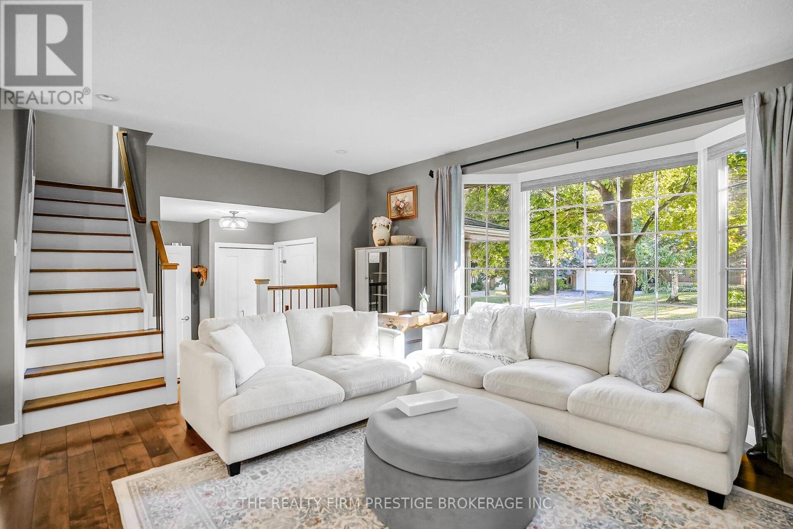 15 Rockford Crescent, London South, Ontario  N6K 3B5 - Photo 10 - X12438824