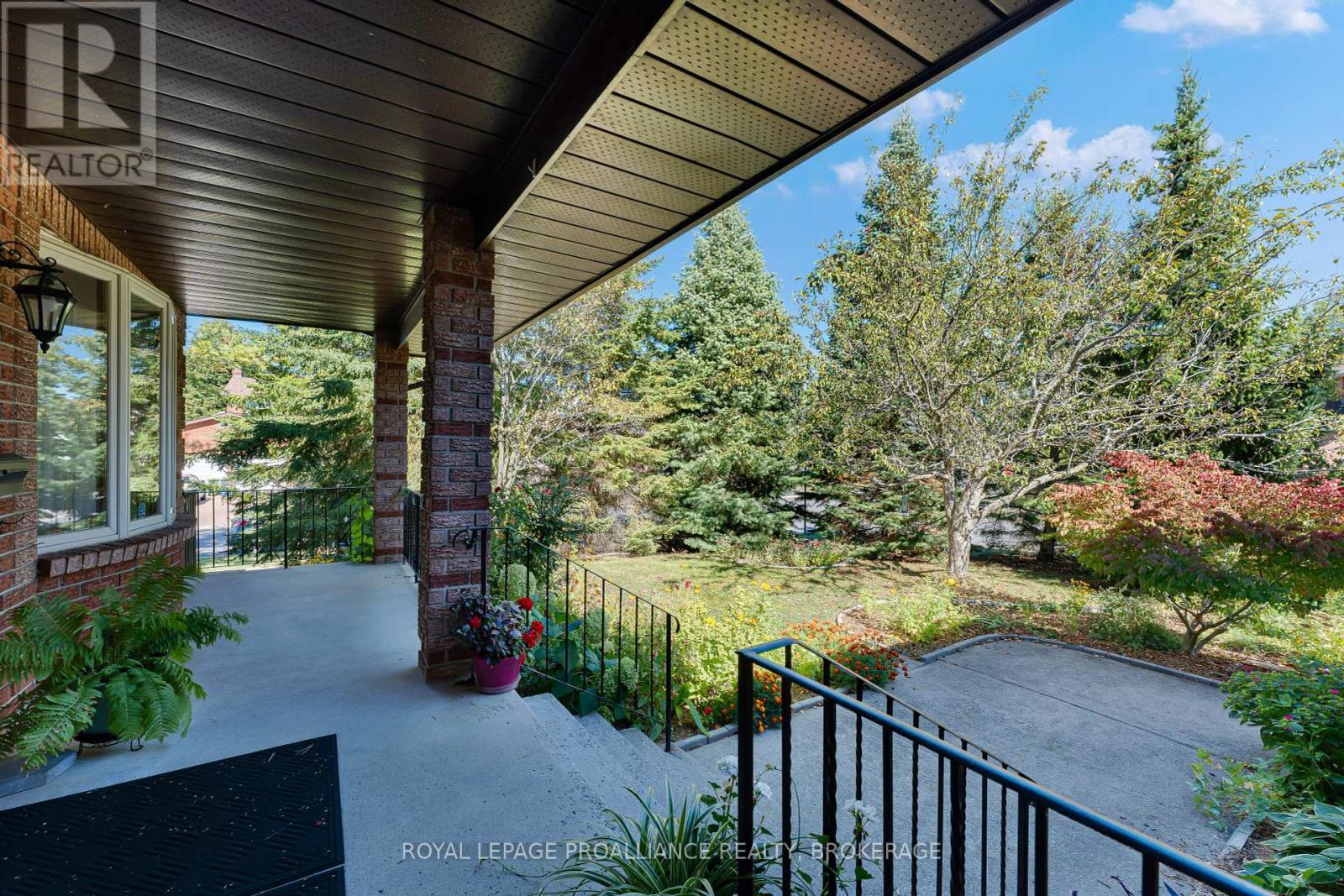 995 Auden Park Drive, Kingston, Ontario  K7M 7T0 - Photo 3 - X12442539