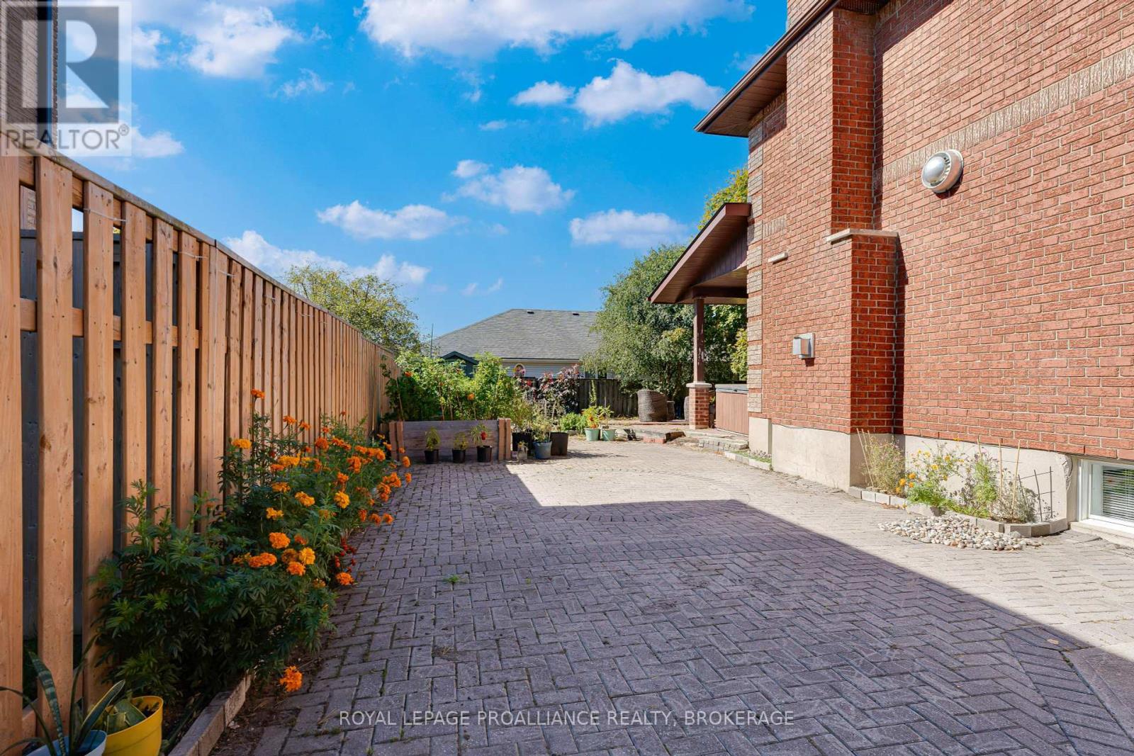 995 Auden Park Drive, Kingston, Ontario  K7M 7T0 - Photo 43 - X12442539