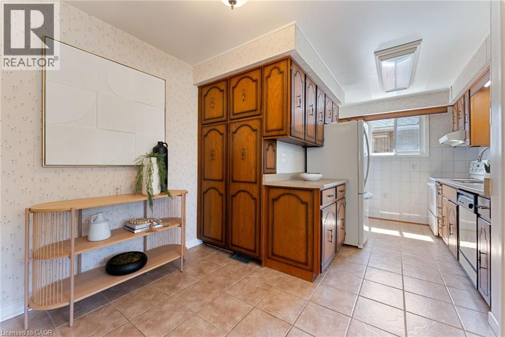 1610 Hobbs Crescent, Mississauga, Ontario  L5J 3R9 - Photo 7 - 40769692