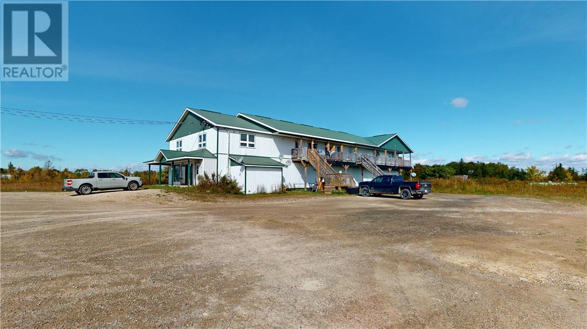 86 Vankoughnet E, Little Current, Ontario  P0P 1K0 - Photo 1 - 2119336