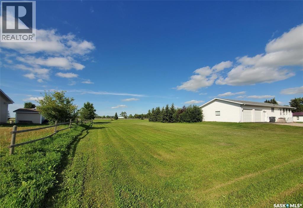 92 Cedar Street, Wolseley, Saskatchewan  S0G 5H0 - Photo 3 - SK020028