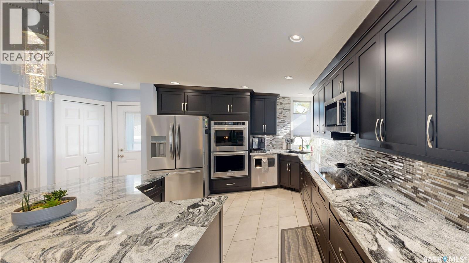 55 Metcalfe Road, Regina, Saskatchewan  S4V 0H6 - Photo 8 - SK020008